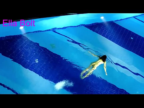 ❤️ എനിക്ക് കാണുന്നത് നിർത്താൻ കഴിയില്ല, ELLA BOLT റിസോർട്ട് പൂളിൽ നഗ്നയായി നീന്തുന്ന യുവ സുന്ദരിയെ പിടികൂടി ️❌ ക്വാളിറ്റി സെക്സ് ഞങ്ങളിൽ ﹏